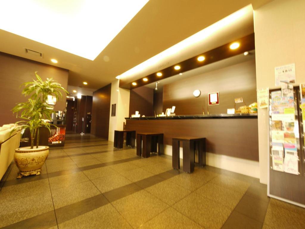 Hotel Route-Inn Shibukawa Экстерьер фото